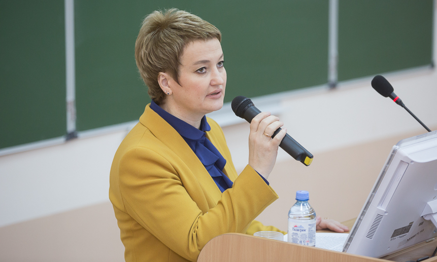 Заместитель председателя правительства области Екатерина Прокопьева. Фото Артёма Келарева.